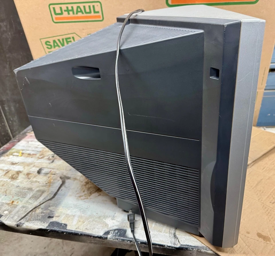 Sanyo 20” CRT TV Flat tv model # Ds20930 - Image 4 of 4