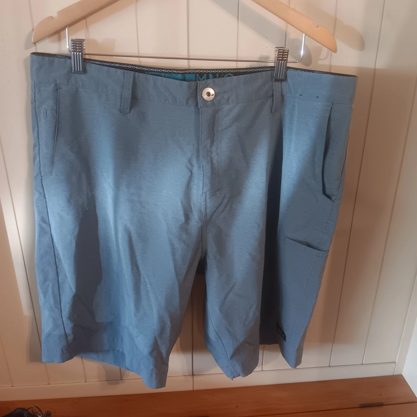 Pelagic Mako Hybrid Shorts, Men's Size 38