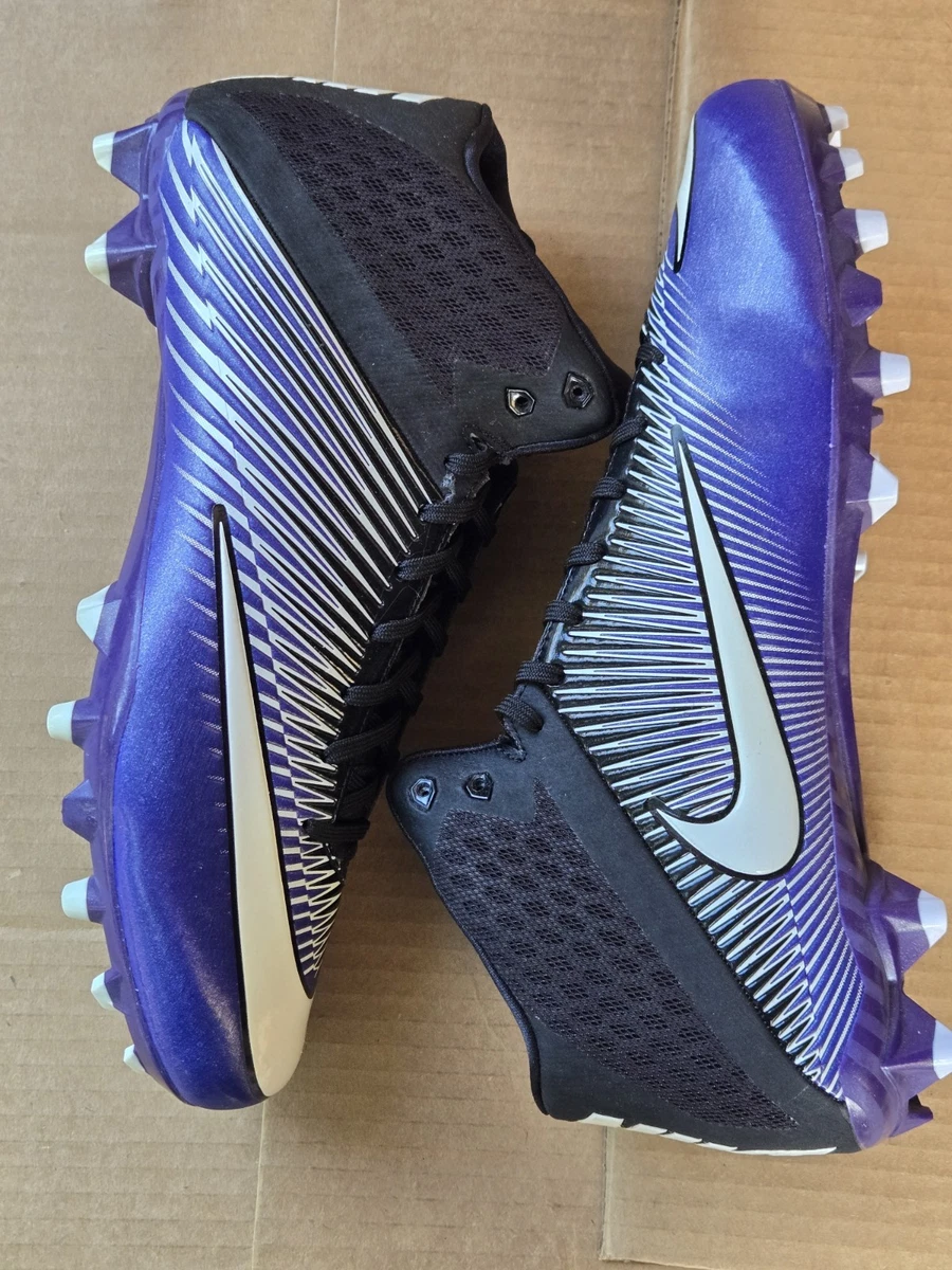 Nike Purple 14 US Football Shoes & Cleats for Men for sale  display picture 1