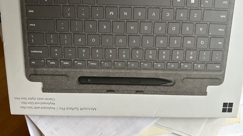 Surface Pro 11 Snapdragon X Plus 256GB 16GB RAM ,Keyboard mit Slim Pen - Bild 3 von 6
