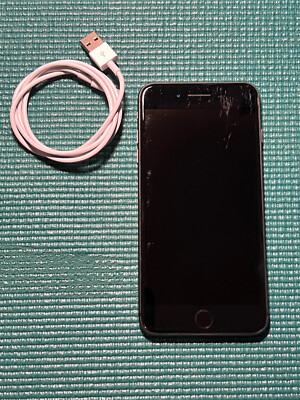 Apple iPhone 8 Plus - 64GB - Space Gray unlocked A1864 (CDMA + GSM)