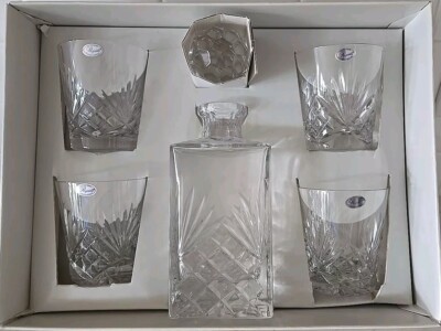 ROGASKA Full Lead Crystal Square Decanter w/ Multi Sided Stopper And 4 Glass Set