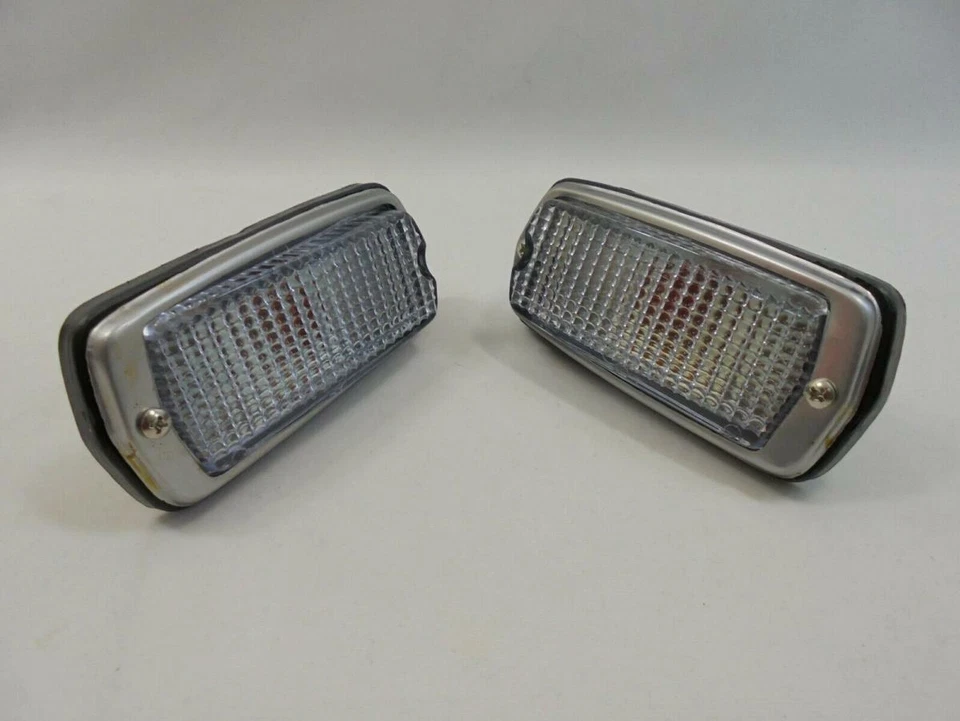 FOR DATSUN 620 TRUCK TURN SIGNAL INDICATOR SIDE MARKER LIGHTS WHITE APPLIED Foto 2 de 4