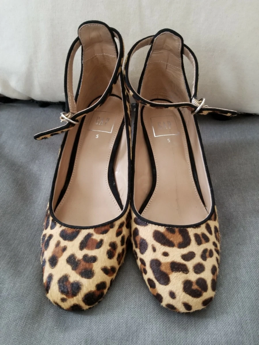 Heel gap sale in pumps