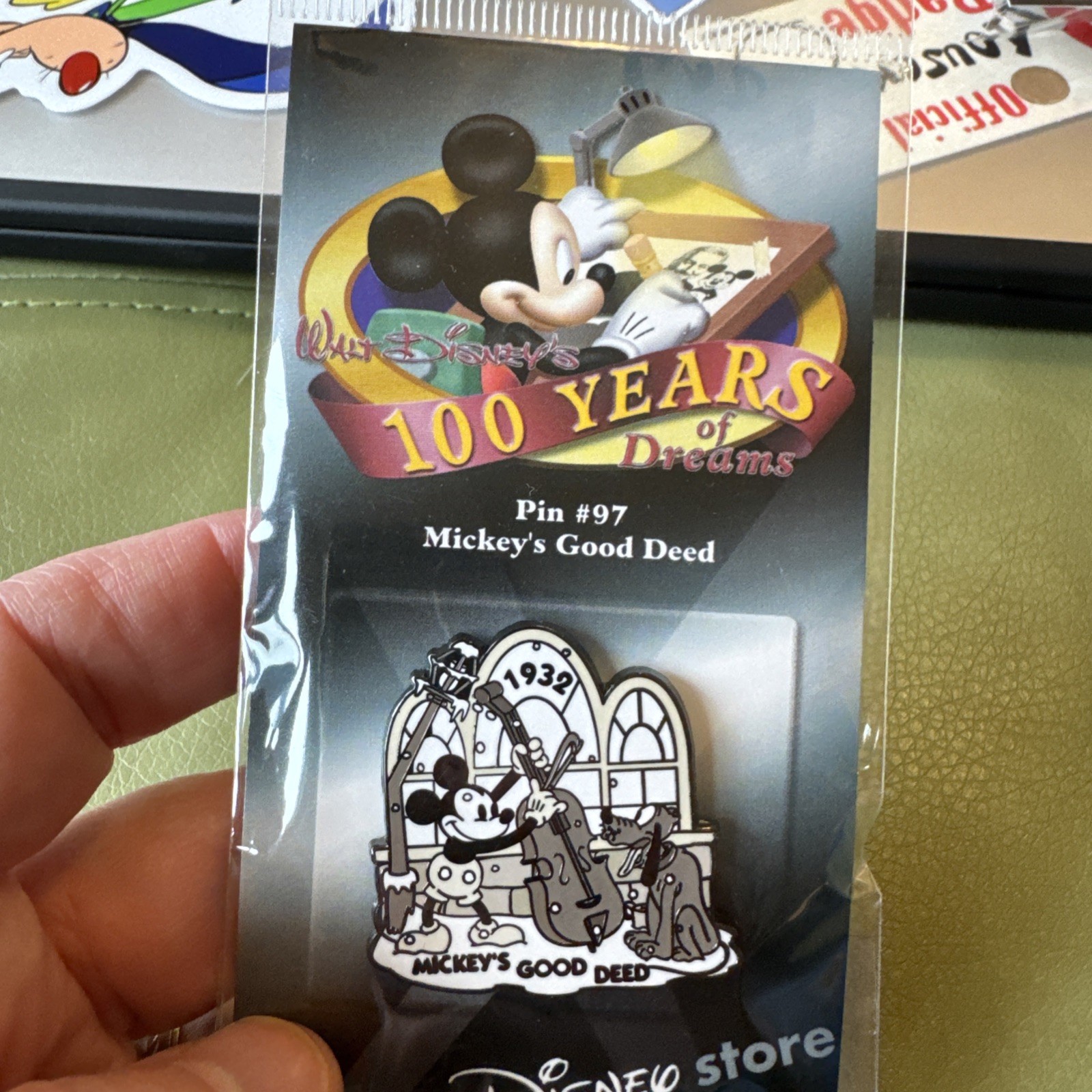 2001 Disney 100 Years of Dreams LE Pin #97 Mickey's Good Deed & Pluto 1932