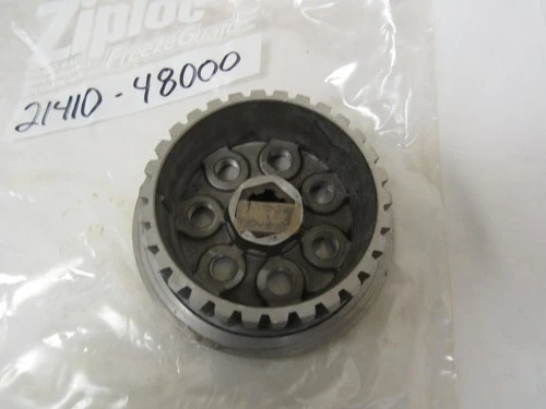 HUB, SLEEVE