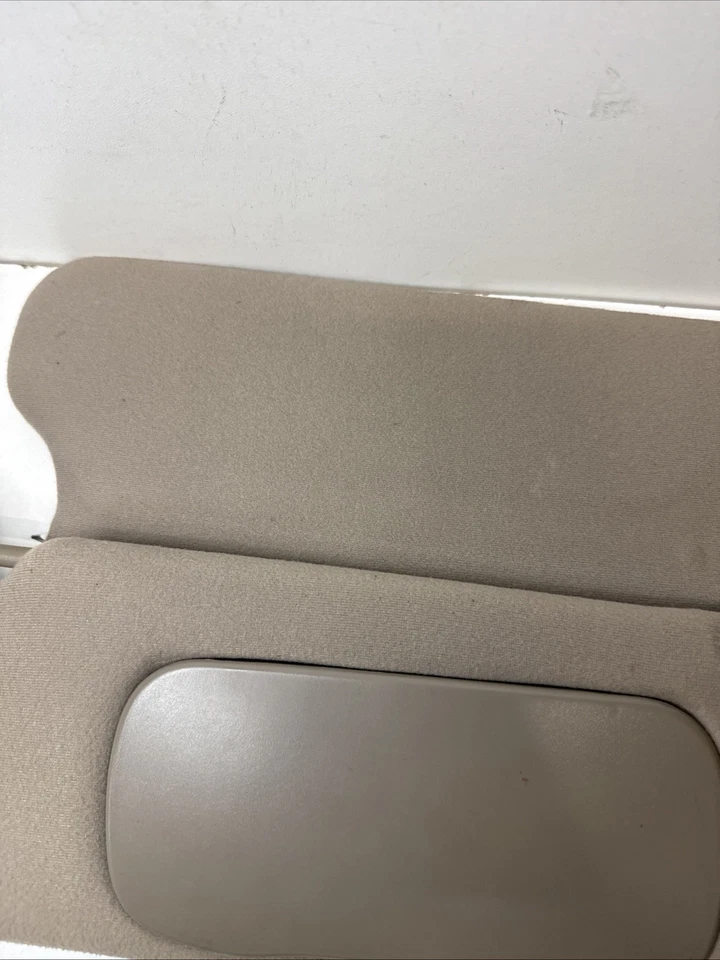 Parasol lado derecho para pasajero Toyota Avalon 1995-1999 bronceado iluminado Foto 4 de 4