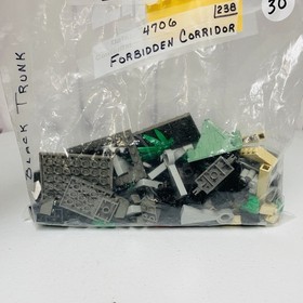LEGO Harry Potter Forbidden Corridor 4706