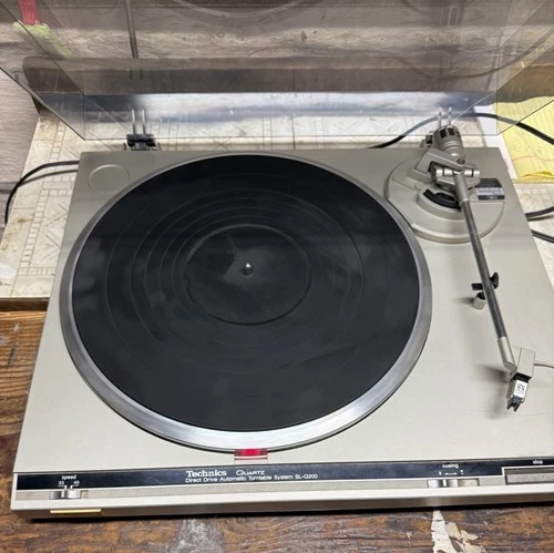 Technics SL-Q200 Quartz Direct Drive Automatic Turntable - Tested -See Videos