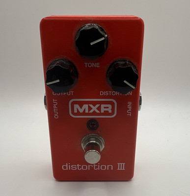 MXR Distortion III Analog Distortion Effects Pedal for Electric Guitar 9v neede