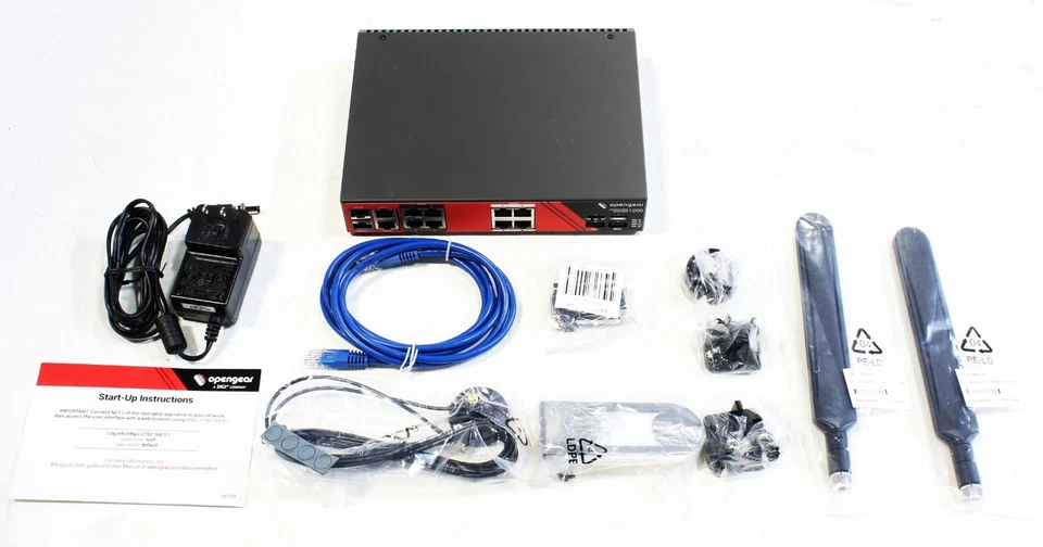 Opengear OM1200 Administrador de Operaciones / Dispositivo de Administración de Red [OM1204-4E-L] Foto 4 de 4