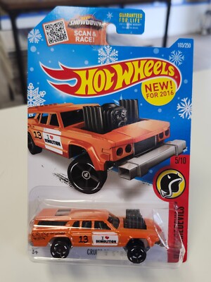 2016 Hot Wheels #165/250 HW Daredevils Cruise Bruiser in orange