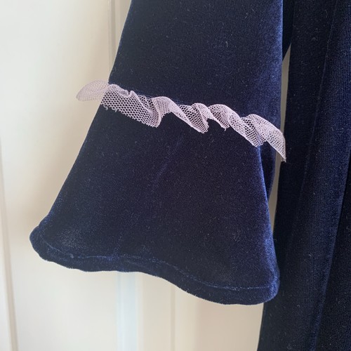 MiniBoden girls 9-10 Navy Blue Velvet Dress worn once - Picture 4 of 10