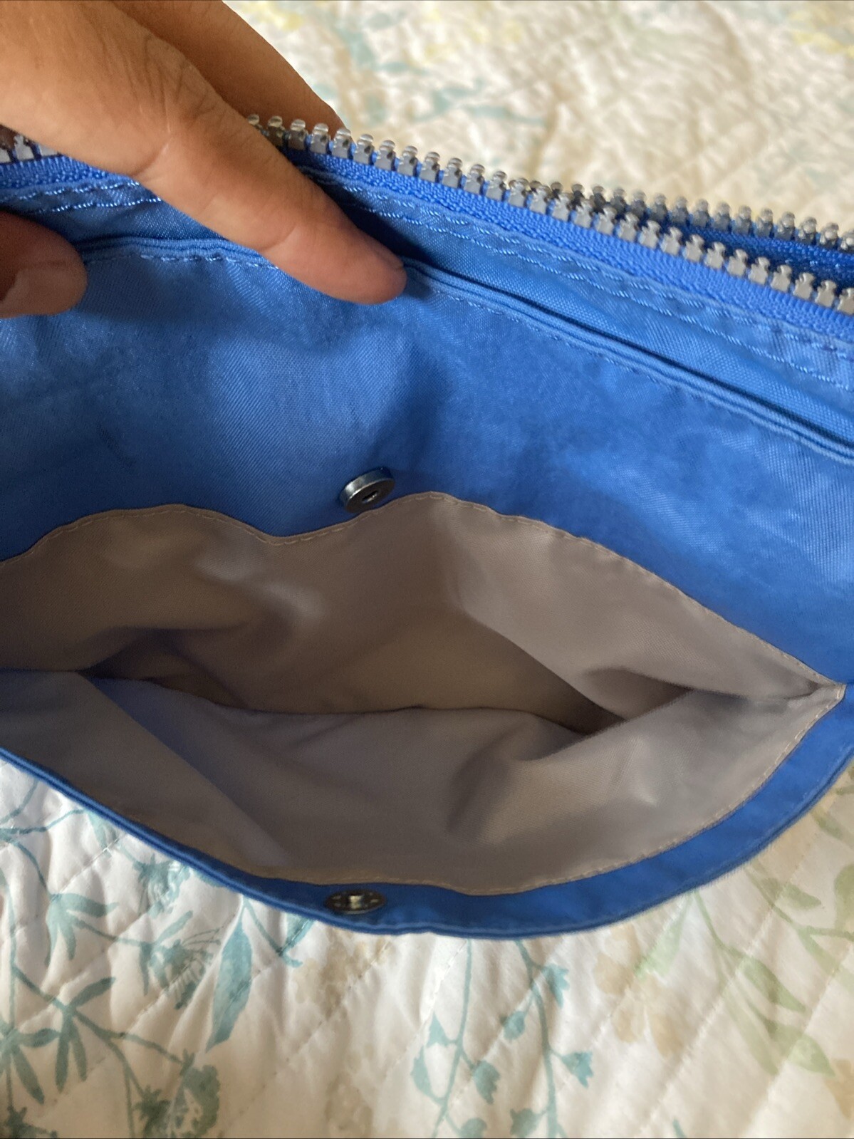 Kipling Crossbody Expandable Adjustable Messenger… - image 21