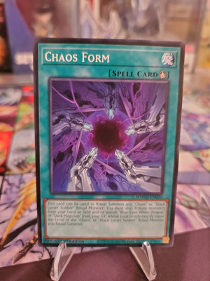 Chaos Form SDWD-EN020 Structure Deck: Blue-Eyes White Destiny 1st Edition Yugioh