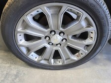 Wheel 20x9 5 Spoke Polished Opt Rd4 Fits 15-20 Suburban 1500 791436 Wheel 20x9 5 Spoke Polished Opt Rd4 Fits 15-20 Suburban 1500 791436