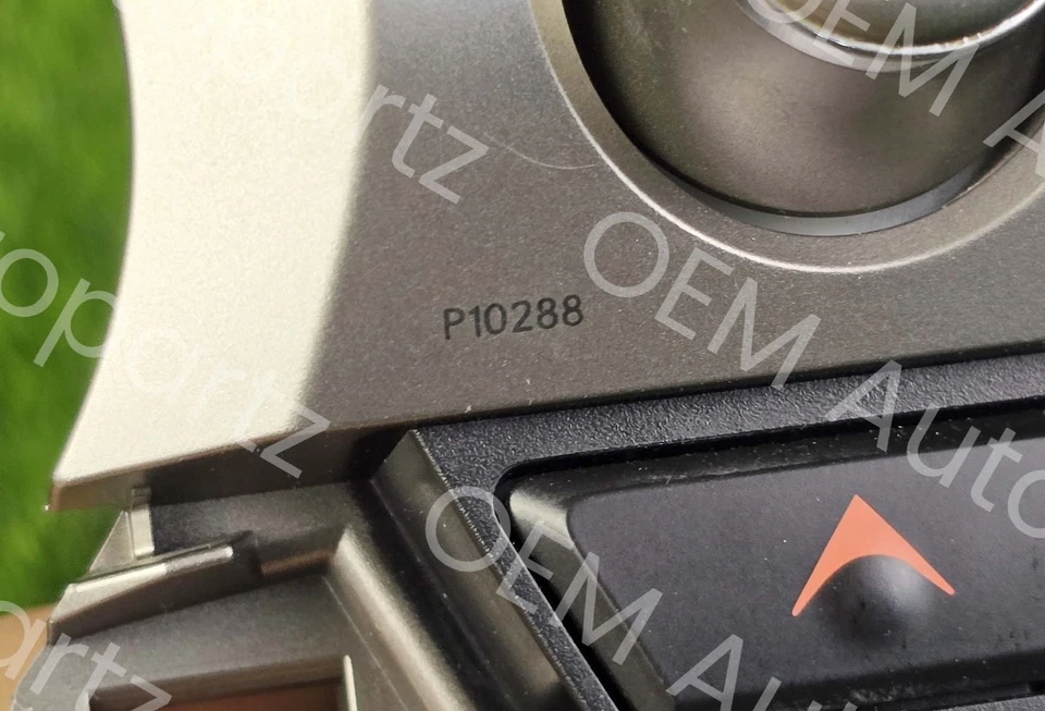 Unidad principal de CD radio HD Lexus ES300H ES350 2016-2018XM 86140-33060 IDENTIFICACIÓN ORIGINAL P10288 Foto 3 de 4