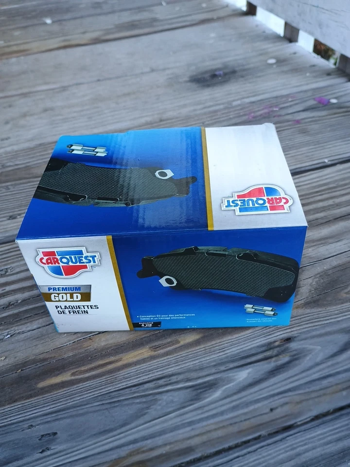 Juego de pastillas de freno de disco-Pastillas de freno traseras de cerámica dorada premium CARQUEST GNAD1212 Foto 3 de 4