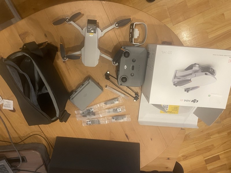 DJI Mini 4K Ready-to-Fly Drone with Carry Case Fly More Combo