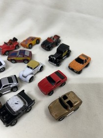 Lot 16 Galoob Mini Micro Machines ? Cars # J