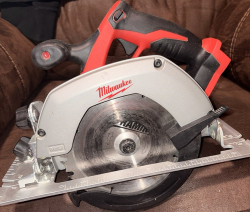 Milwaukee M18 6-1/2 Circular Saw 2630-20 Cordless Tool Only