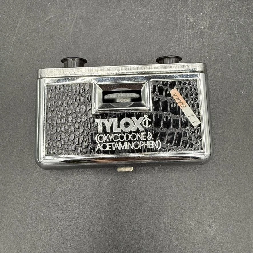 Vintage Tasco Folding Opera Glasses Binoculars Tylox Pharma Promo Black Chrome - Image 2 of 4