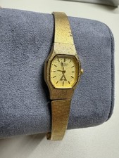 Seiko Women's Quartz Gold Tone Japan 1N00-0D60 T Dial