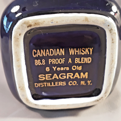 VINTAGE SEAGRAM'S VO CANADIAN WHISKEY PITCHER 5 1/4' Tall Blue | eBay