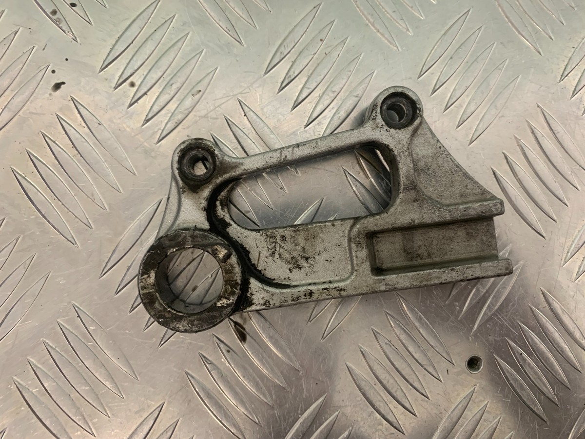KAWASAKI ZX6R ZX6 J REAR CALIPER BRACKET YEAR 2000 (STOCK 947) | eBay
