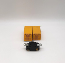 Hubbell 2620 Twist-lock Receptacle - Lot of 2