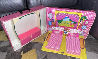 Vintage 1974 Mattel The World of Barbie Sleep 'n Keep Case Pink