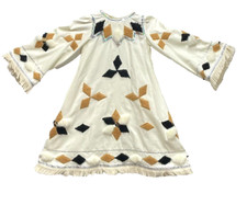 Northern Style Performance Dance Costume Ivory Dress with Fur Patterns Boots