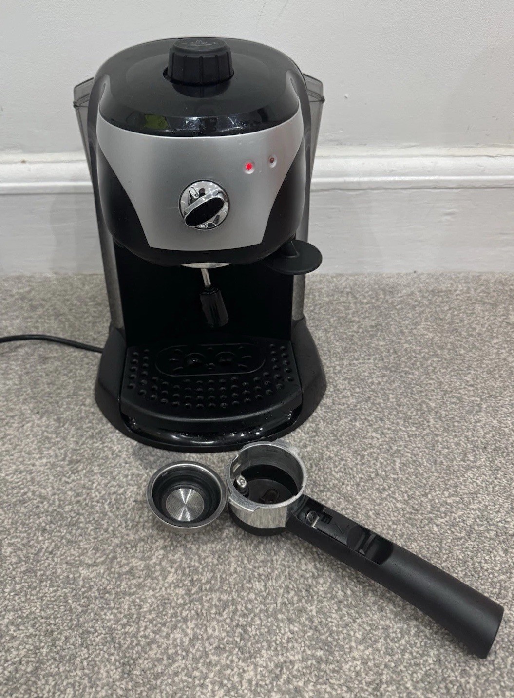 De’Longhi EC220 Espressomaschine schwarz - getestet & funktionsfähig