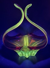 Vintage Italian Murano Art Glass Basket Vase Rare GLOWS 