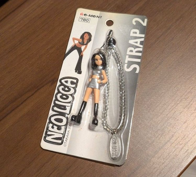 Neo Licca Strap 2 Club Licca Chan Mini Figure Keychain Re-Ment