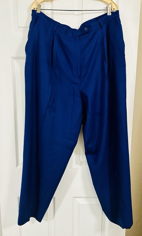 Plus Sized Women’s Talbots Wool Pants - Tag Missing (Size 20W or 22W)