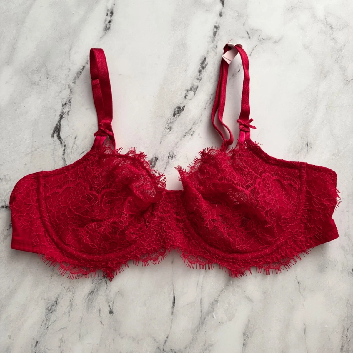 Ensemble Lingerie Victoria's Secret Dentelle Rouge - 5 Pièces (soutien-gorge, Teddy, Slip), Tailles 32C/32D/34B, Neuf Avec étiquettes