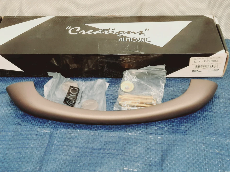 Tirador de electrodoméstico CTC contemporáneo de latón de 10" Alno C855 | Chocolate | D115-AP-CHBRZ Foto 3 de 4