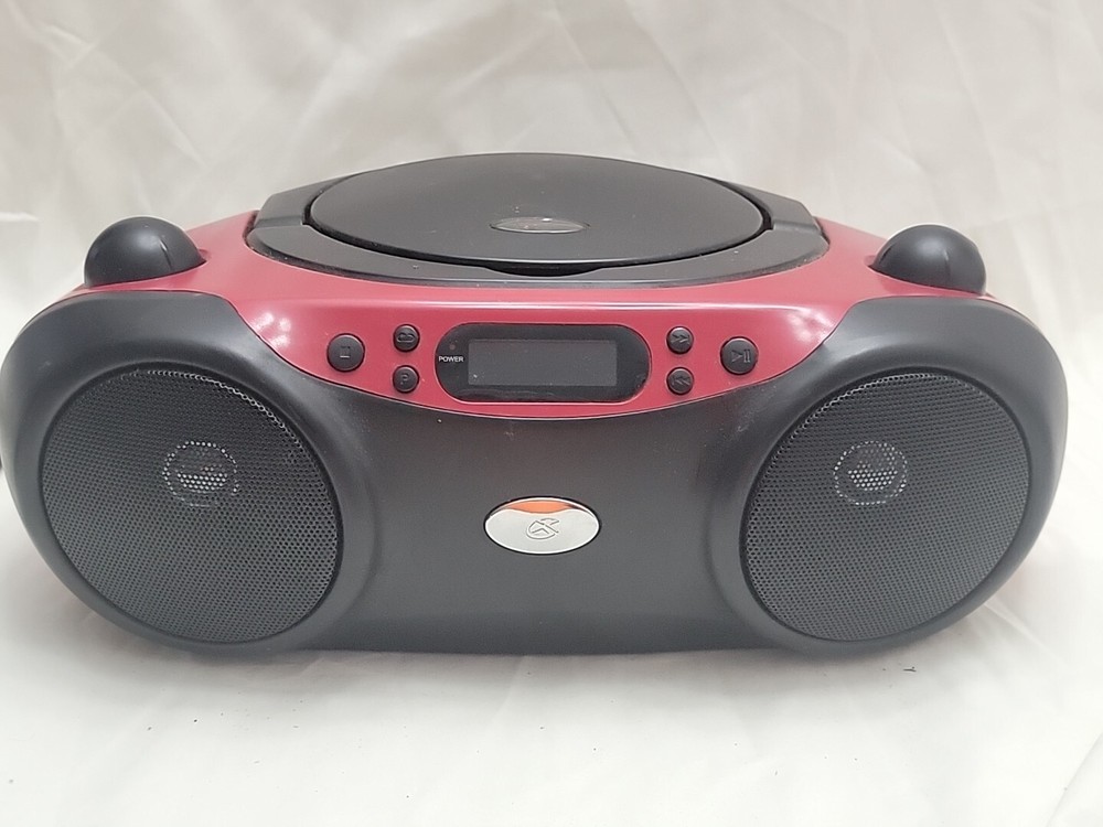 GPX BC232R CD/CD-RW Playback/Radio/CD-R Playback Boombox