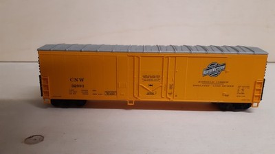 50er Box Car CNW von Walthers Spur HO