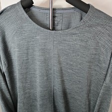 Nike Yoga Men's Dri-Fit Crewneck Long Sleeve Top Gray Size XL