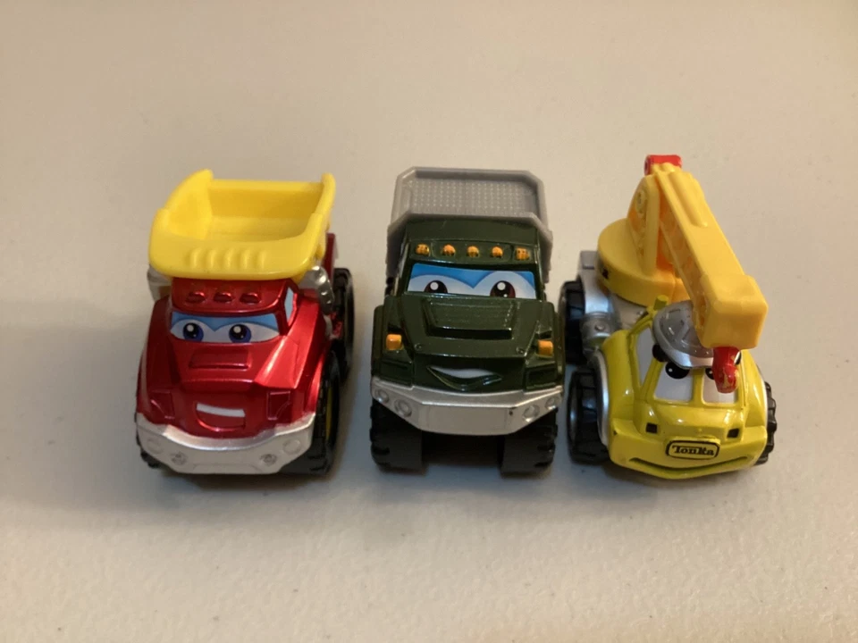 Tonka Chuck & Friends Diecast Lot of 3 Metallic Chuck Forge Shane Hasbro 2001/11 - Image 2 of 4