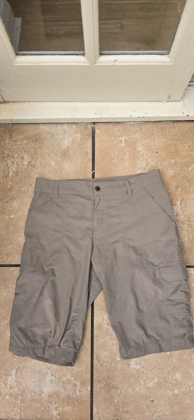 Columbia Shorts Waist 33" Beige Walking Hiking Fishing