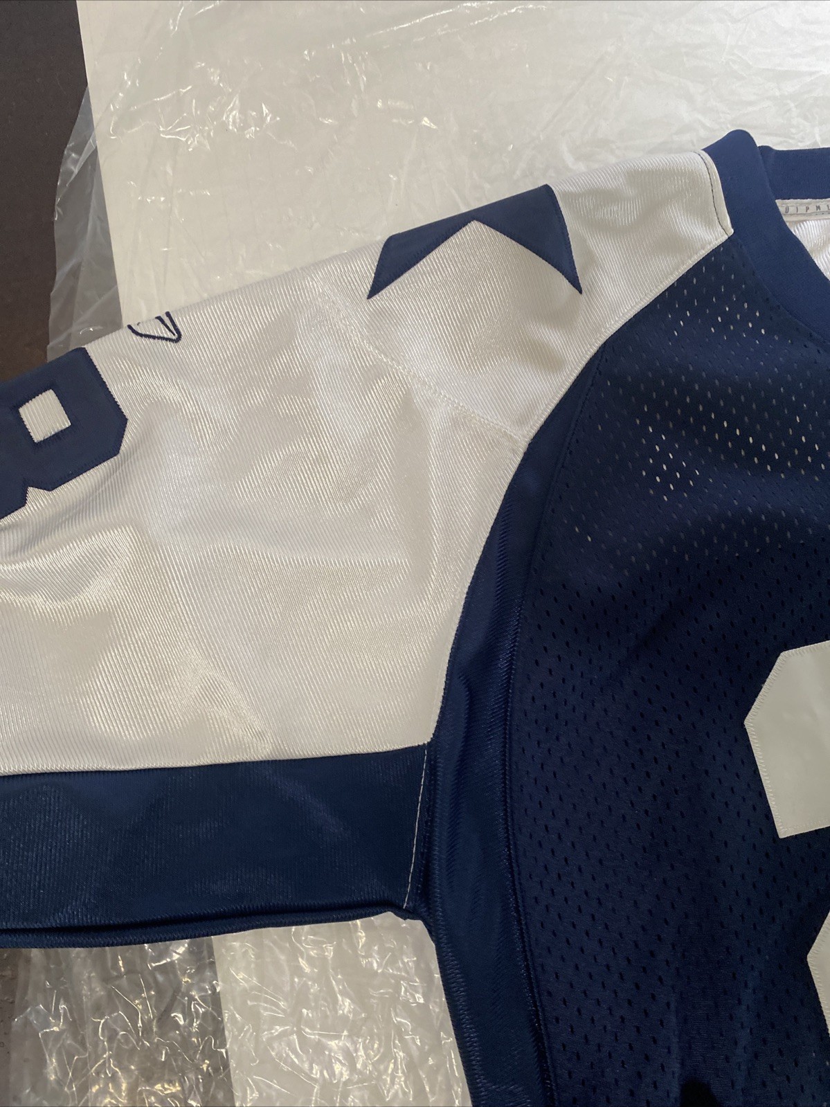 Used Reebok Authentic Dallas Cowboys 28 Jones Jersey Size 52  thumbnail 13