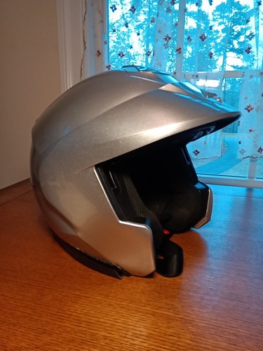 Scorpion Exo Motorcycle Helmet - Picture 2 of 6