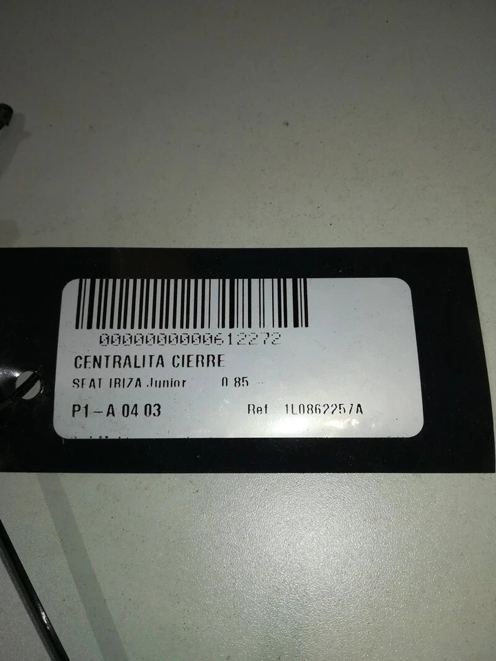 1L0862257A centralina chiusura SEAT IBIZA I 0.9 1990 612272 - Immagine 3 di 4
