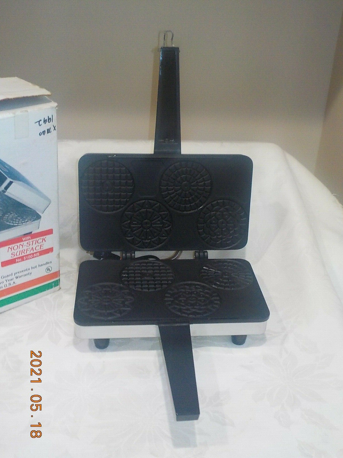 VillaWare Quattro Pizzelle Cookie Maker Baker Model 5100NS w/Box eBay