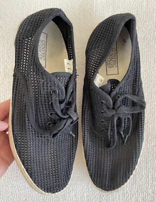 Generic Surplus Size Black Canvas Mesh Lace Up Plimsoll Mens Sneakers  - Main Image