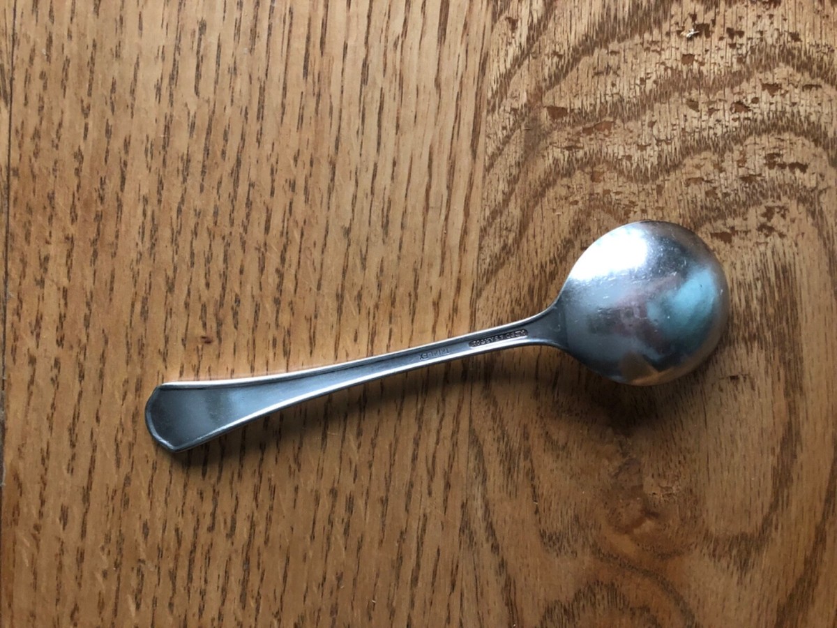 Reed & Barton Triplex silver plated spoon 5.5” stamped Sheraton