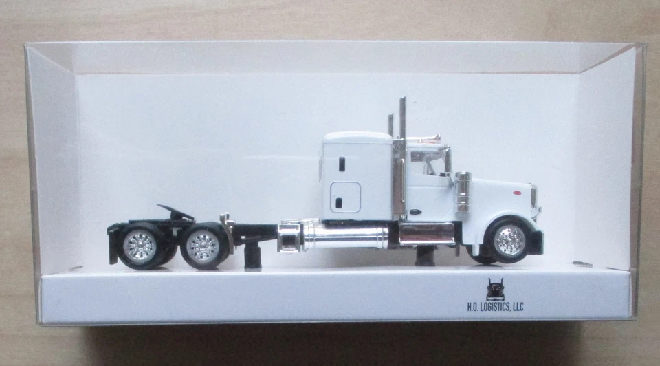 Mini plástico Peterbilt 589 blanco cabina dormitorio 1/87 HO Logistics 589074 4" Foto 2 de 4